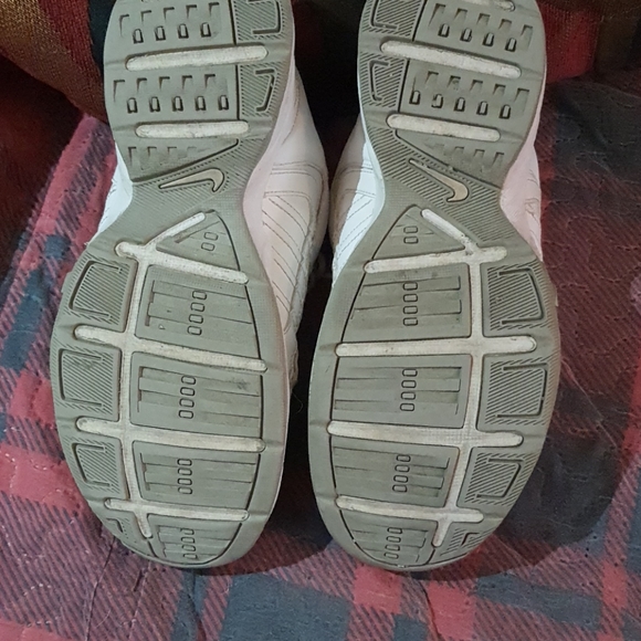 Nike Sneakers - Picture 4 of 5